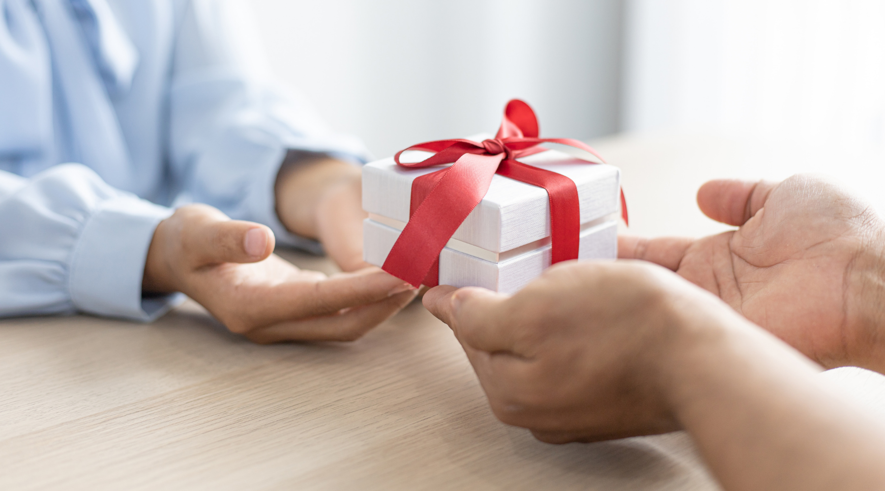 Best Corporate Gifts for C-Suite and Private Clients