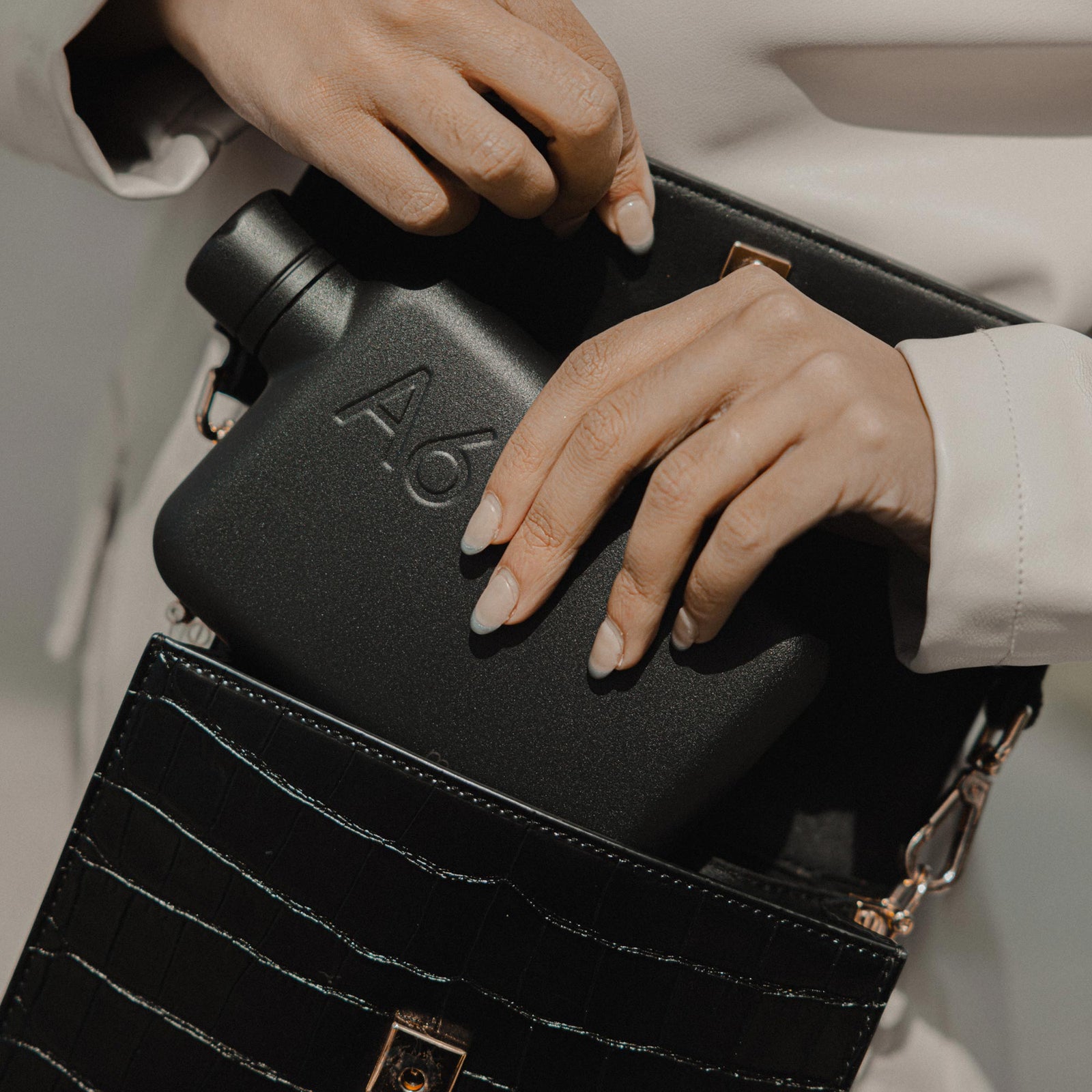 MemoBottle A6 Stainless Steel | Oscar Worthy Flat Bottle