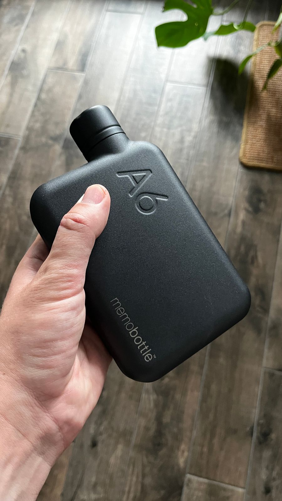 MemoBottle A6 Stainless Steel | Oscar Worthy Flat Bottle