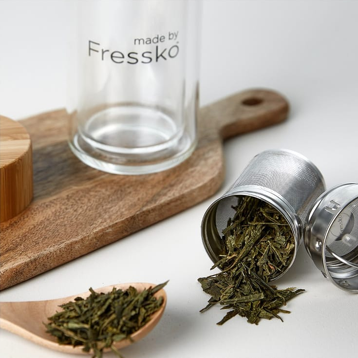 Made by Fressko Insulated Glass Bottle & Tea/Fruit Infuser