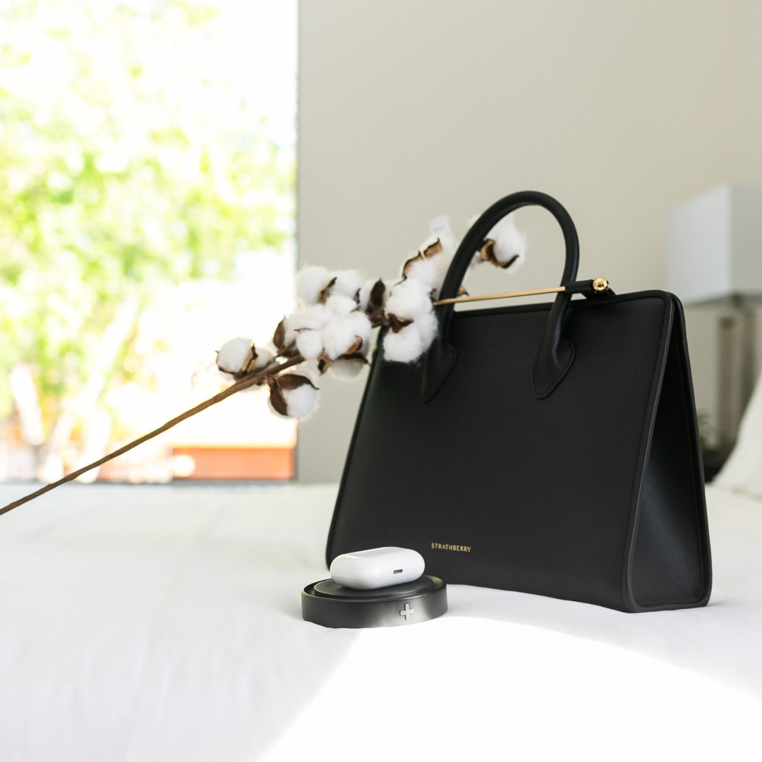 DROP and DOCK Wireless Charging System by +sum