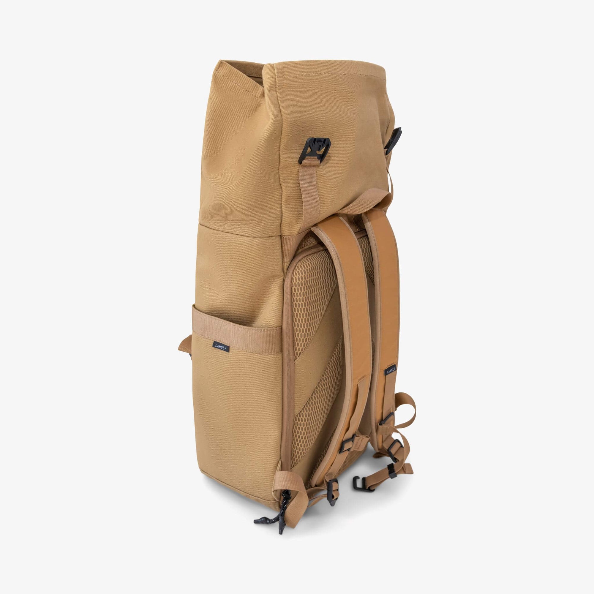 Langly Weekender Camera Backpack With Camera Cube