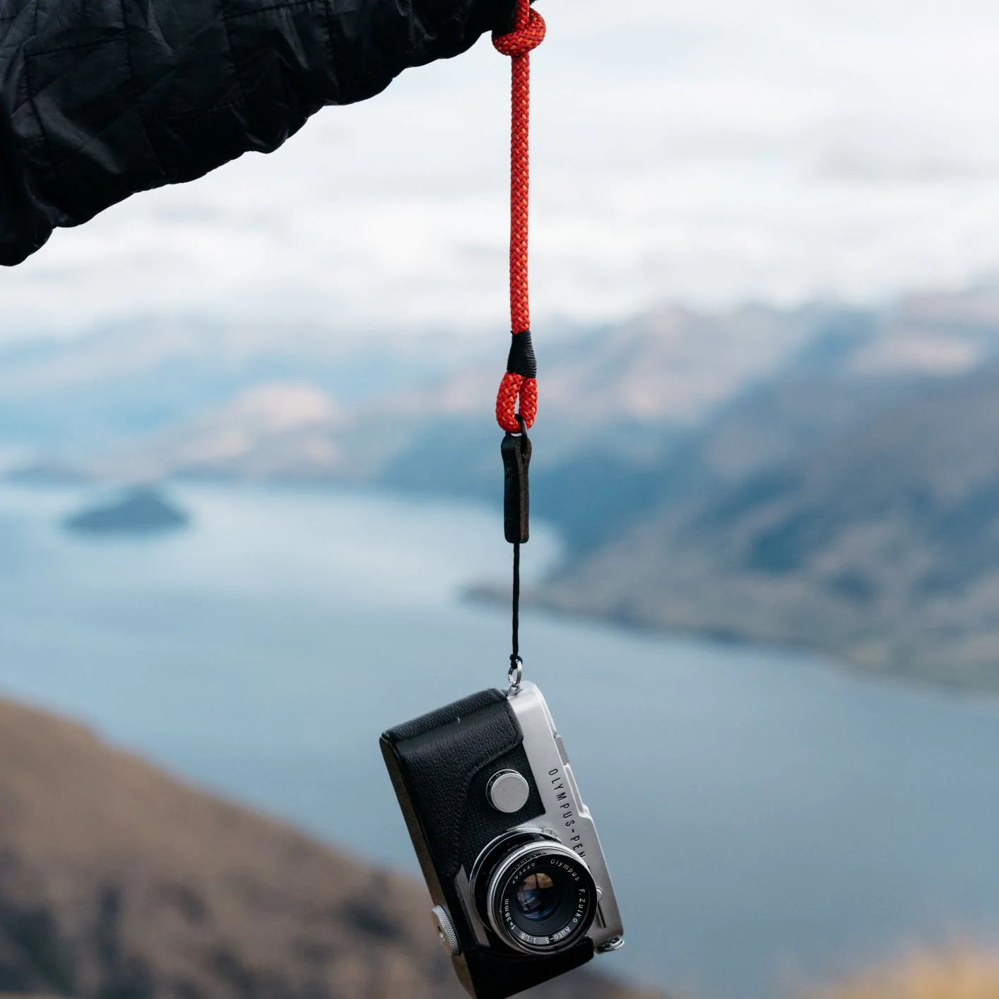 Langly Camera & Phone Wrist Strap