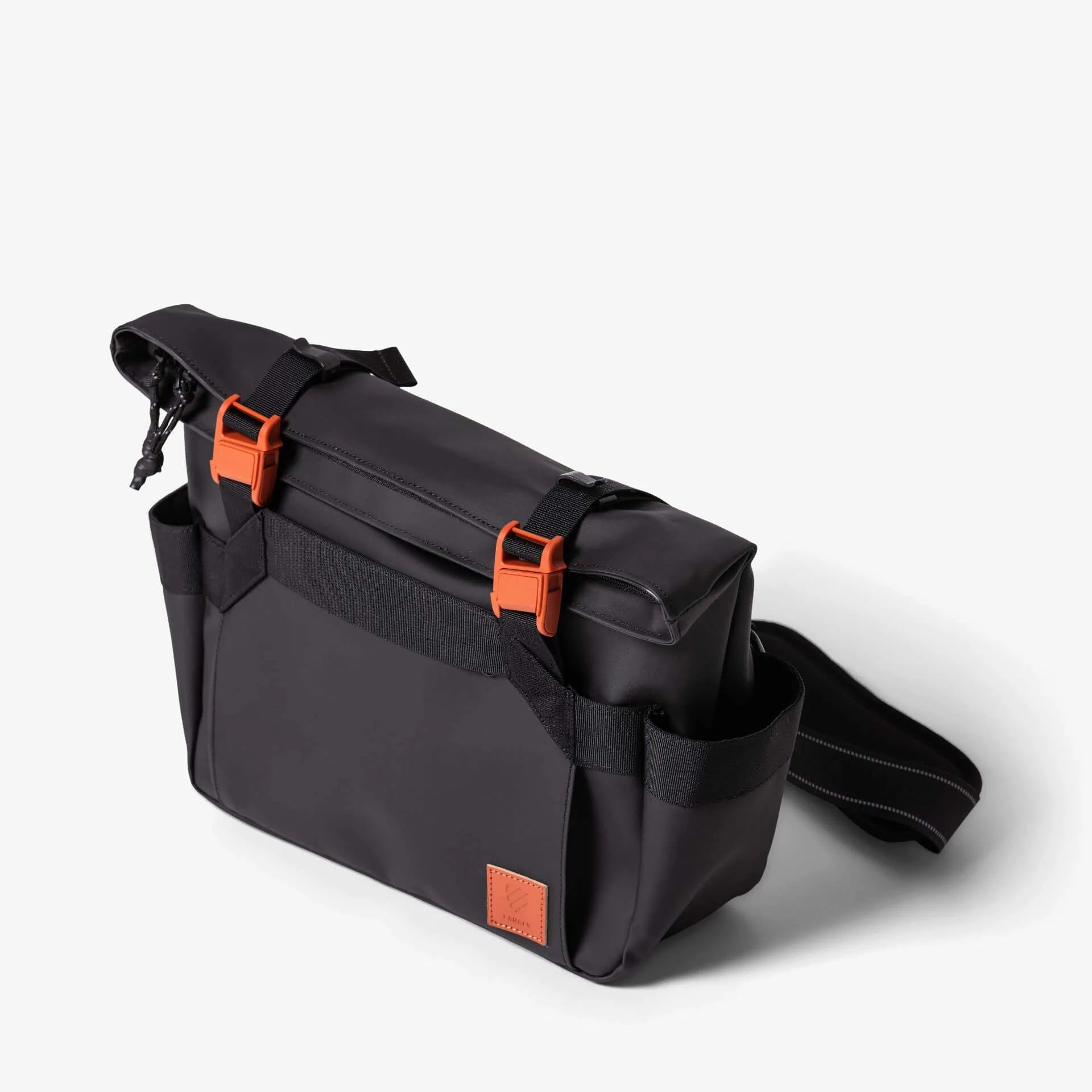 Langly Bravo Mirrorless Shoulder Bag