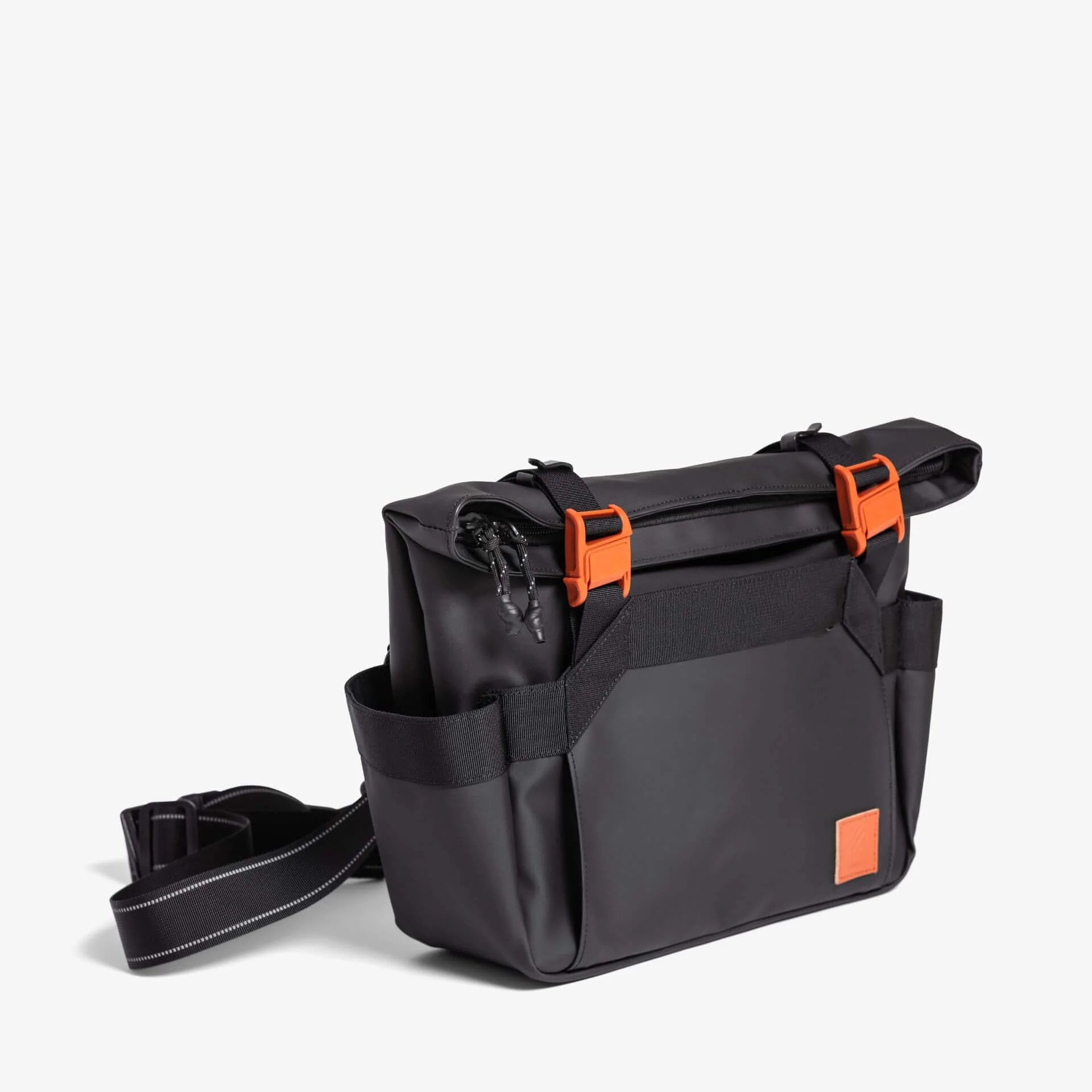Langly Bravo Mirrorless Shoulder Bag