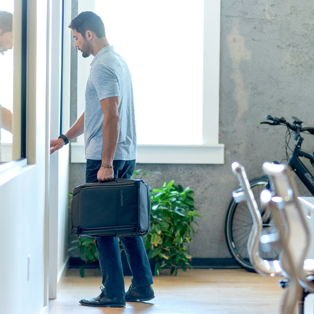 Nomatic Travel Pack / Backpack (2020 Latest Version 2)