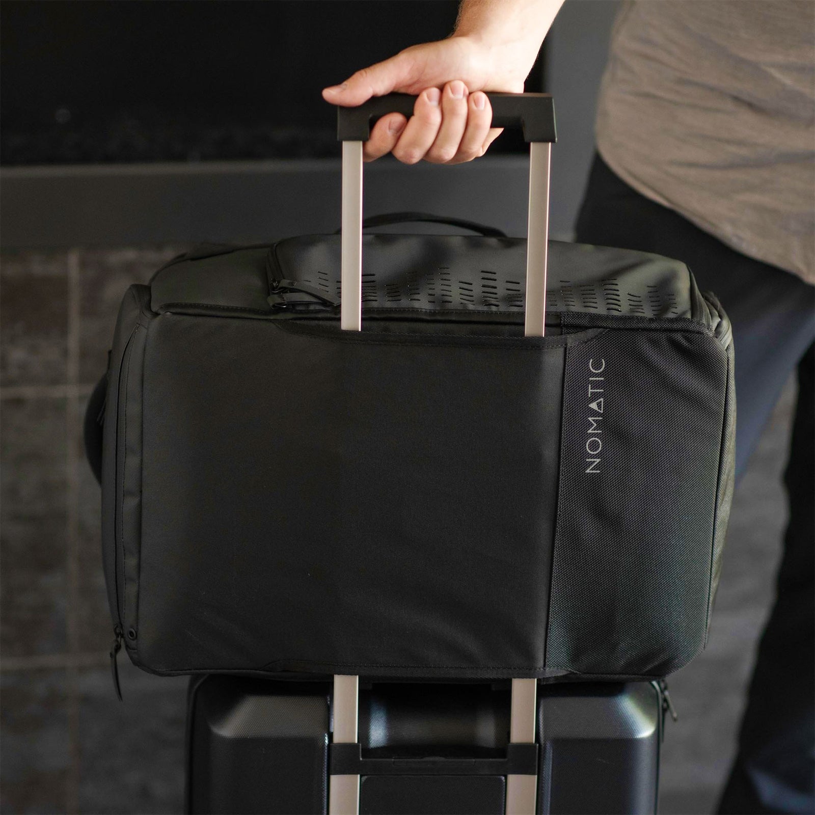 Nomatic 30L Travel Bag (Latest 2019 Version)