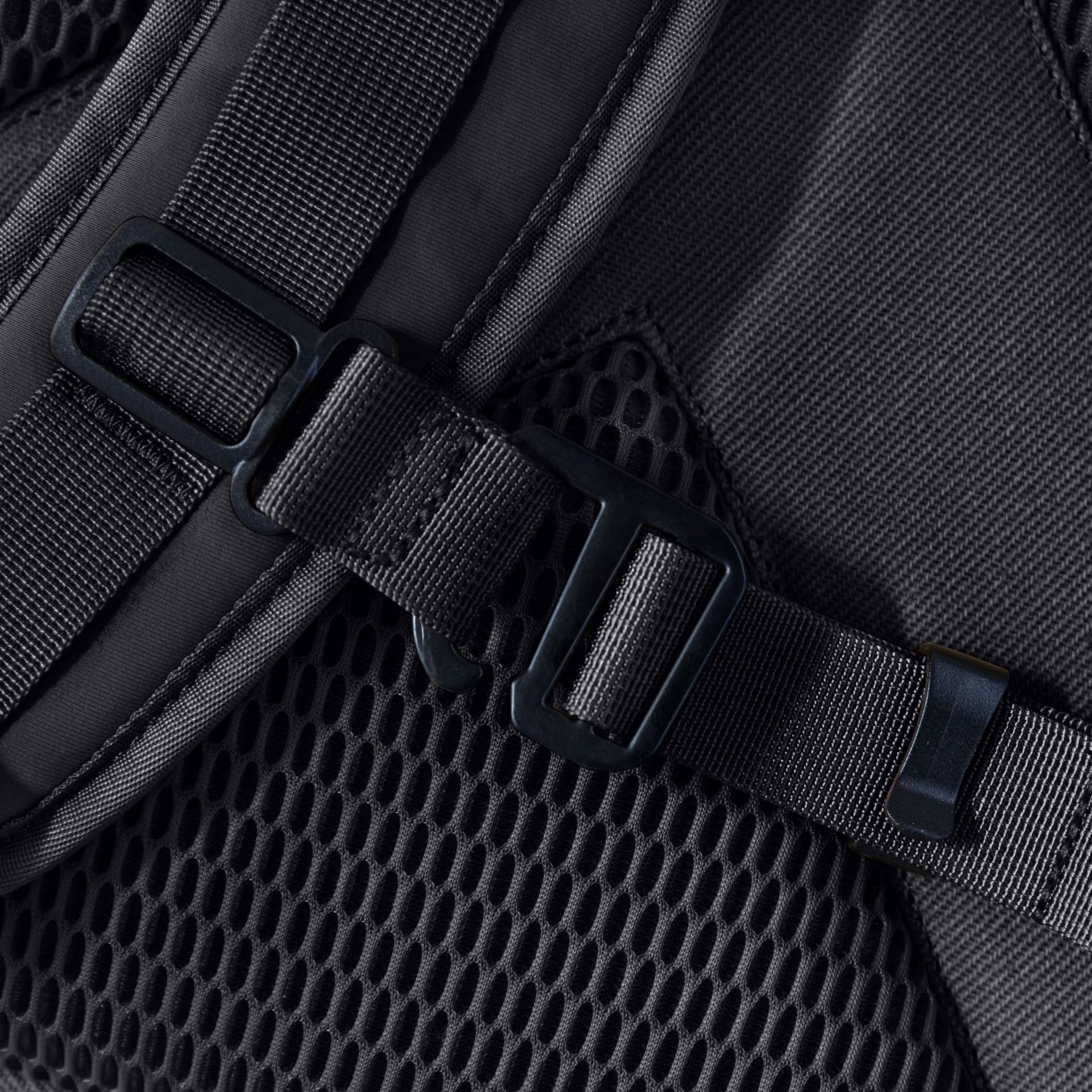 Langly Weekender Camera Backpack With Camera Cube