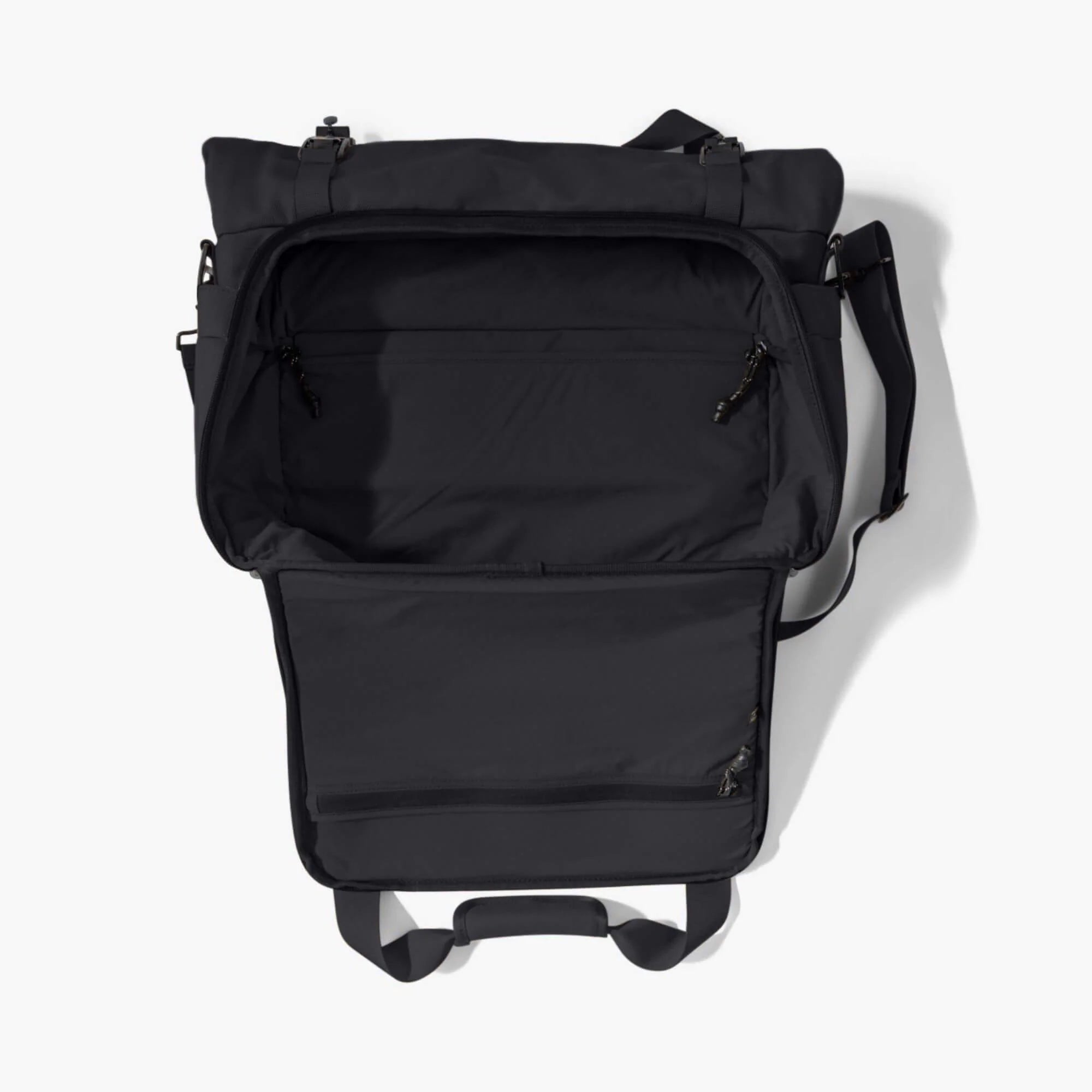 Langly Weekender Flight Bag With Camera Cube