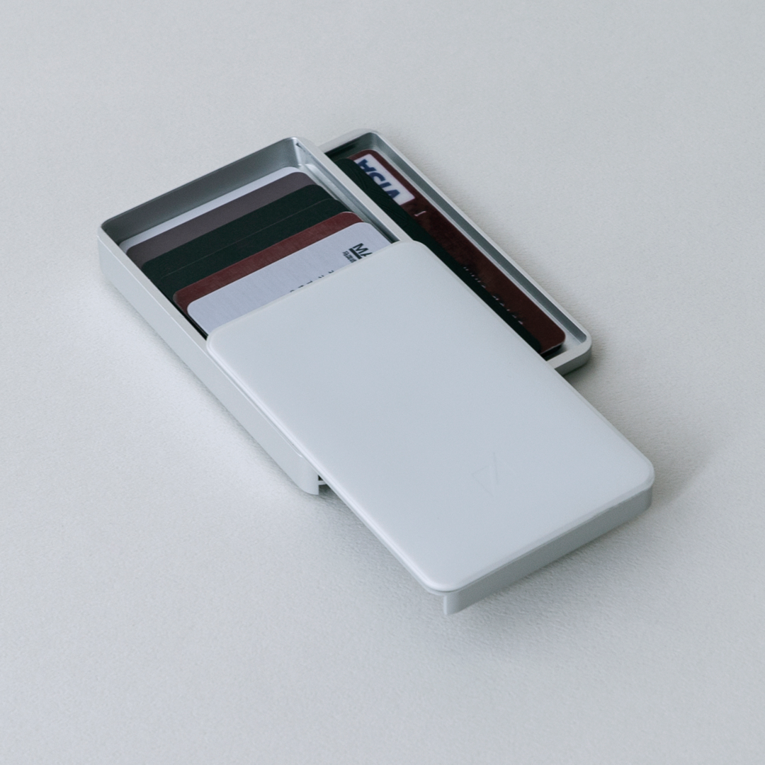 Zenlet 2 Series - The Most Elegant Quick Access Wallets