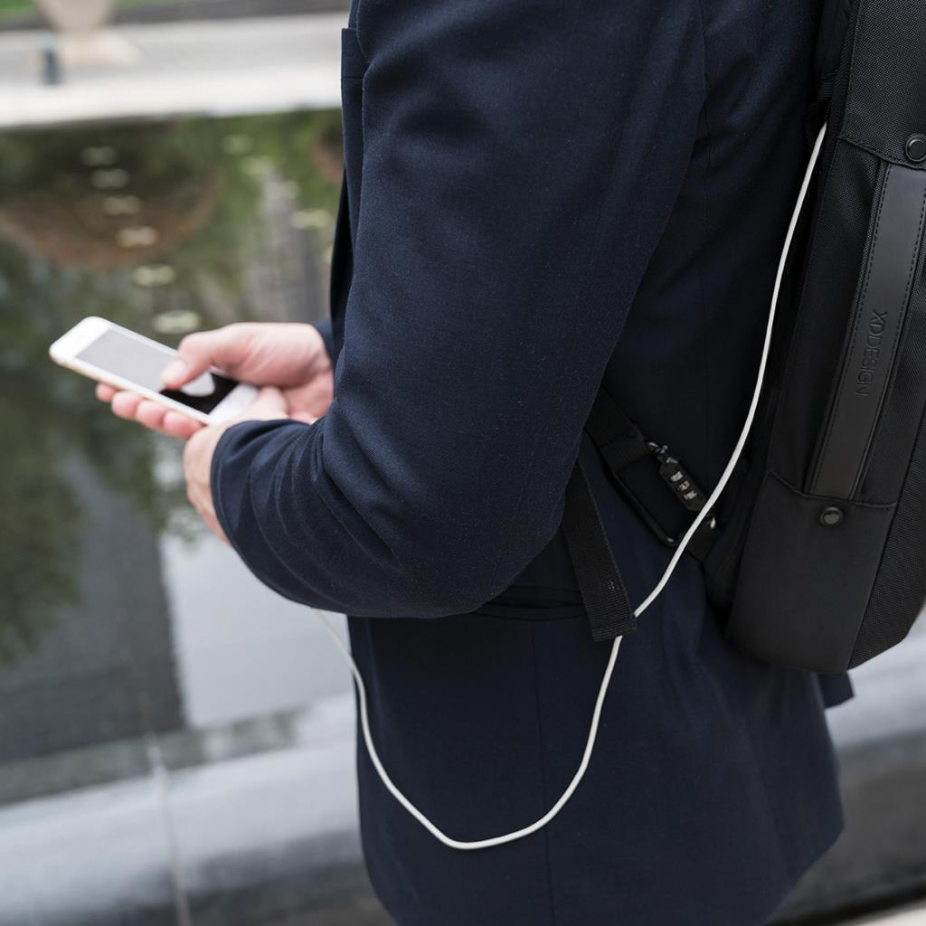 Bobby Bizz by XD Design